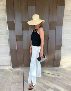 Sylvie Tellier feet photo thumbnail