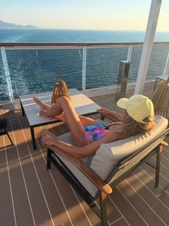 Sylvie Tellier feet photo thumbnail