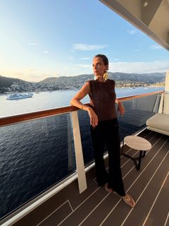 Sylvie Tellier feet photo thumbnail