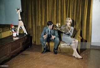 Sylvie Vartan feet photo 11