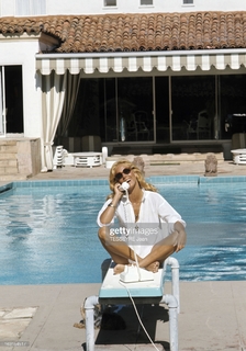 Sylvie Vartan feet photo 3