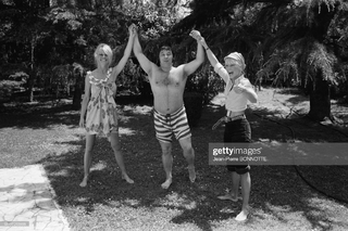 Sylvie Vartan feet photo 11