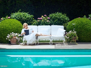 Sylvie Vartan feet photo 1