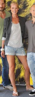 Synnøve Macody Lund feet photo 7