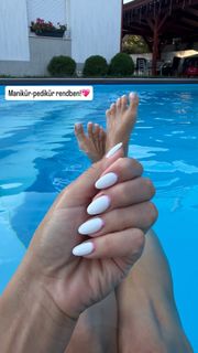 Szabina Tápai feet photo 1