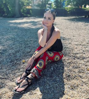 Szilvia Péter Szabó feet photo 7