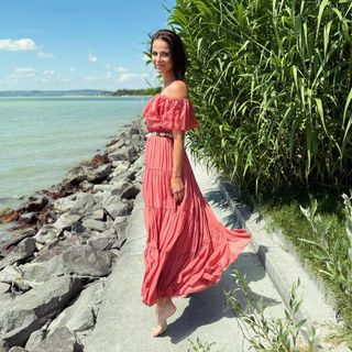 Szilvia Péter Szabó feet photo 14