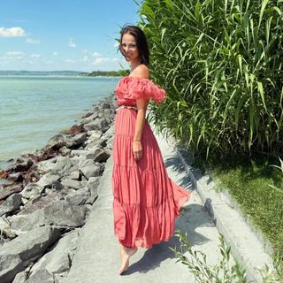 Szilvia Péter Szabó feet photo 10