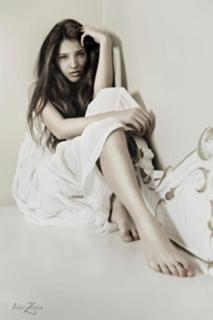 Sára Sandeva feet photo 8
