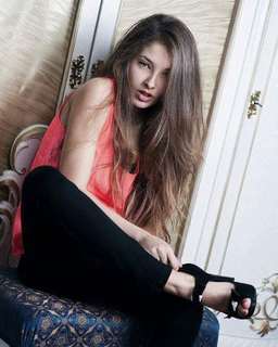 Sára Sandeva feet photo 7