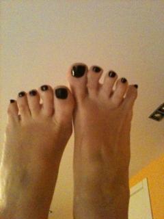 Sílvia Abril feet photo 16