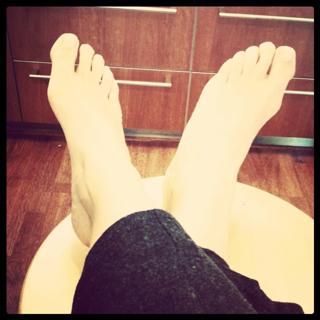 Sílvia Abril feet photo 13