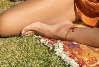 Sümeyye Aydogan feet photo 13