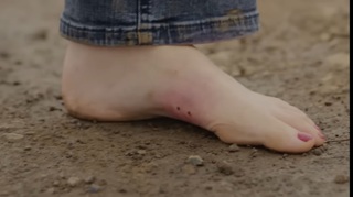 Sümeyye Aydogan feet photo 6