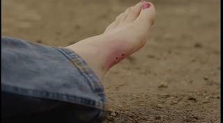 Sümeyye Aydogan feet photo 3
