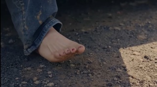 Sümeyye Aydogan feet photo 18
