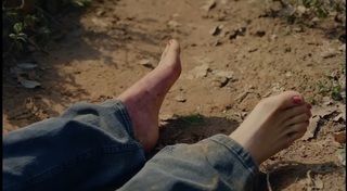 Sümeyye Aydogan feet photo 13