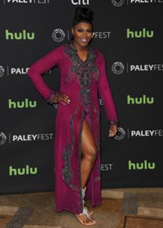 Ta'Rhonda Jones feet photo 3