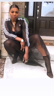 Ta'Rhonda Jones feet photo 17