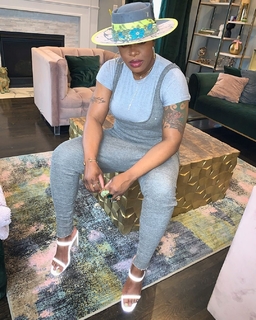 Ta'Rhonda Jones feet photo 3
