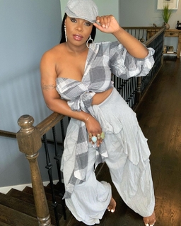 Ta'Rhonda Jones feet photo 8
