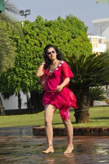 Taapsee Pannu feet photo thumbnail