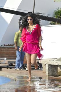 Taapsee Pannu feet photo thumbnail