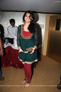 Taapsee Pannu feet photo thumbnail
