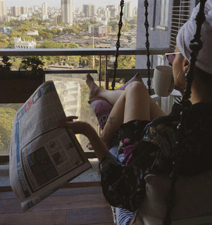 Taapsee Pannu feet photo thumbnail
