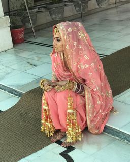 Taapsee Pannu feet photo thumbnail