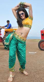 Taapsee Pannu feet photo thumbnail