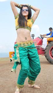 Taapsee Pannu feet photo thumbnail