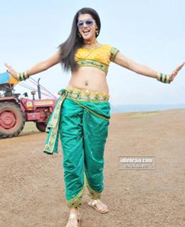 Taapsee Pannu feet photo thumbnail