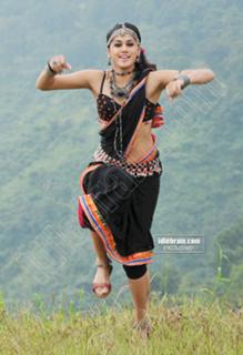 Taapsee Pannu feet photo thumbnail