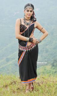 Taapsee Pannu feet photo thumbnail