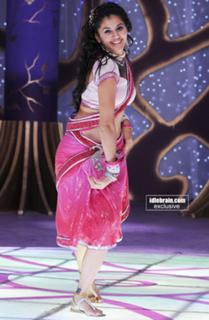 Taapsee Pannu feet photo thumbnail