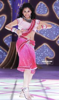 Taapsee Pannu feet photo thumbnail
