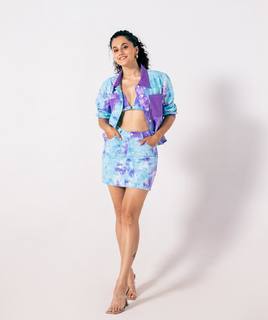 Taapsee Pannu feet photo thumbnail