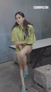 Taapsee Pannu feet photo thumbnail
