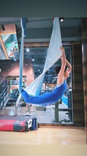 Taapsee Pannu feet photo thumbnail