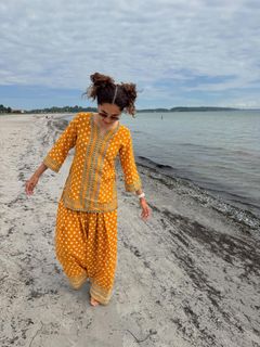 Taapsee Pannu feet photo 3