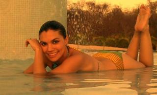 Tabata Jalil feet photo thumbnail