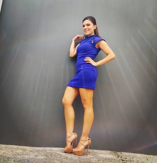 Tabata Jalil feet photo thumbnail