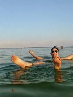 Tabata Jalil feet photo thumbnail