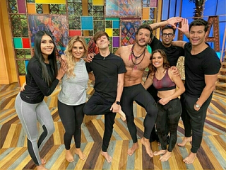 Tabata Jalil feet photo thumbnail