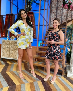 Tabata Jalil feet photo thumbnail