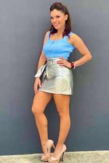 Tabata Jalil feet photo thumbnail