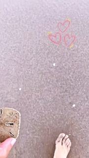 Tabata Jalil feet photo thumbnail