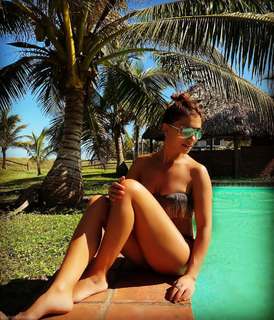 Tabata Jalil feet photo thumbnail