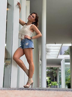 Tabata Jalil feet photo thumbnail